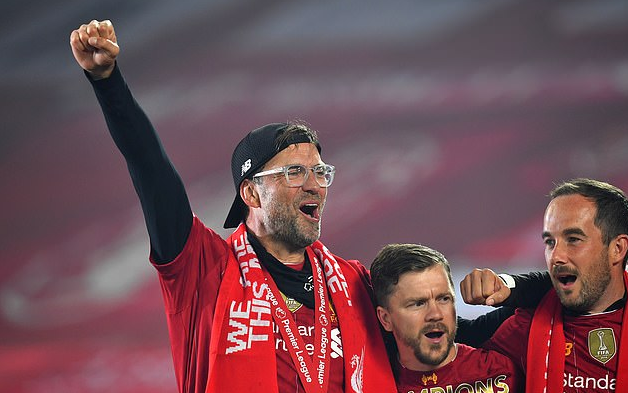 纳格尔斯曼谈征召萨内：他在欧冠和土超表现得很好（纳格尔斯曼谈召入萨内：欧冠与土超状态出色）