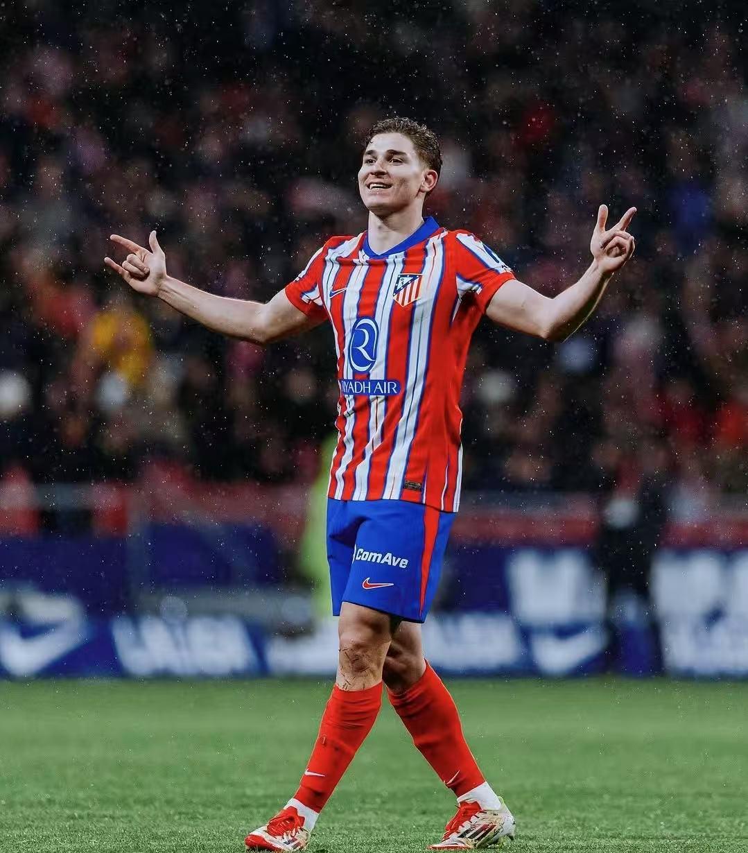 TA：康纳-布拉德利恢复状态是提升利物浦后防稳定性的关键（TA：康纳-布拉德利状态回升成利物浦后防稳定关键因素）