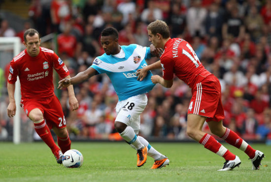 足球报：新鹏城下赛季目标是保级的基础上前进几名（足球报：新鹏城下赛季在确保保级的前提下力争提升排名）