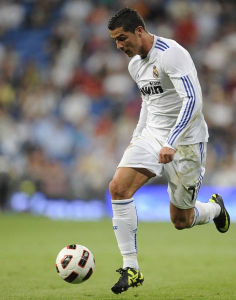 米亚托维奇：皇马对手如鲨鱼闻血腥味袭来（米亚托维奇：皇马对手嗅血如鲨，迅猛扑来）