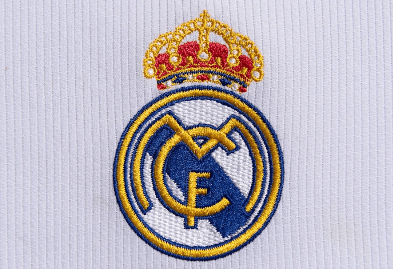 齐达内：小球员要先感受到足球的乐趣，再考虑职业发展问题（齐达内：小球员应先享受踢球的乐趣，再考虑职业规划）