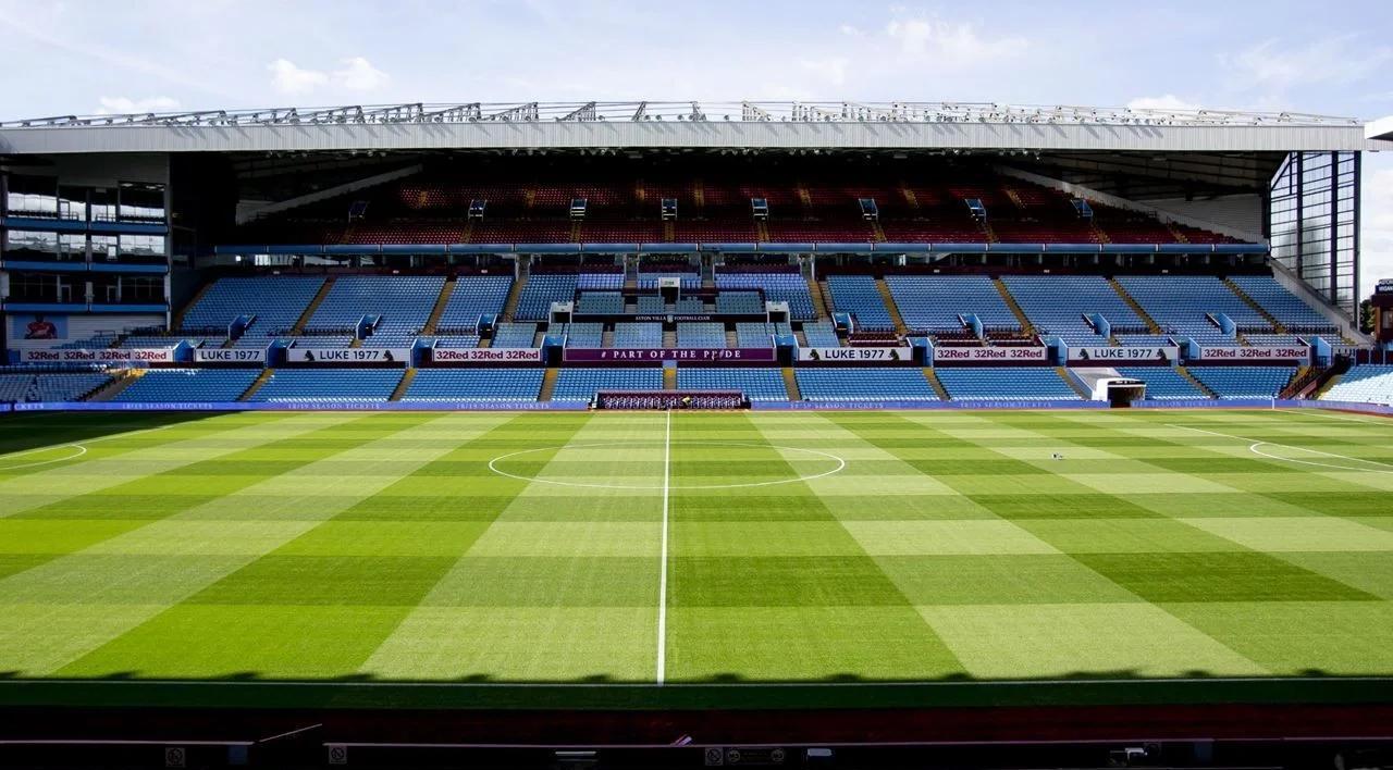 历年中超金靴：武磊34球傲视群雄，法比奥28球独享本赛季金靴（中超金靴回顾：武磊34球一骑绝尘，法比奥28球加冕本季射手王）