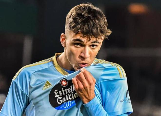 2-1！张帅晋级16强，决胜盘连输4局拒绝逆转，赛后振臂怒吼（2-1！张帅闯进16强，决胜盘连丢4局惊险拒逆转，赛后高举双臂怒吼）